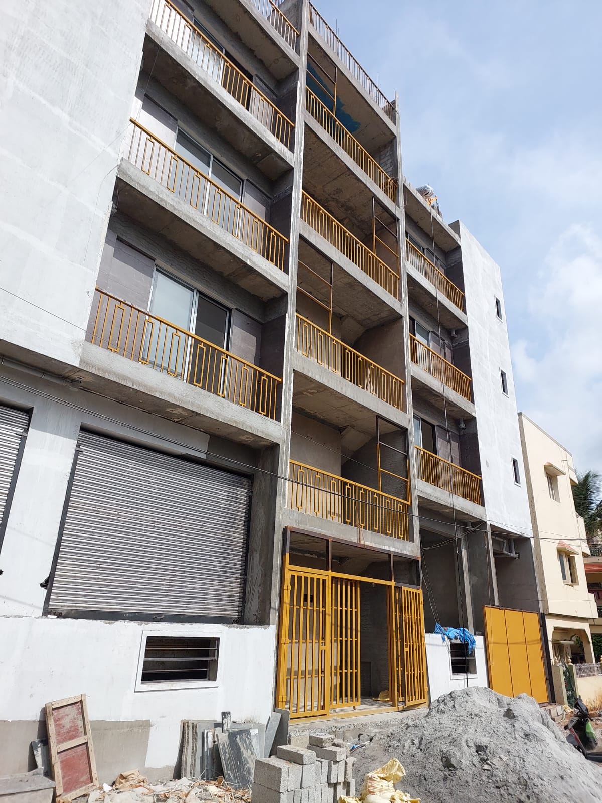 La Rosa Suites serviced apartment building in SS Nagar, Mysore